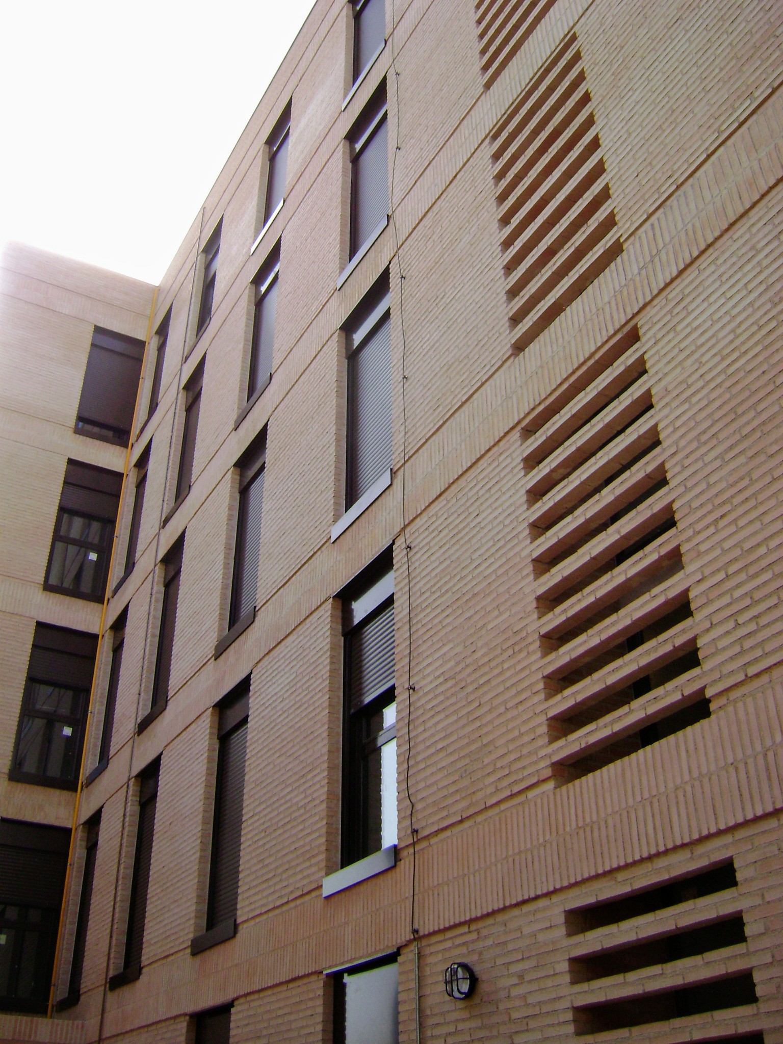 Edificio 14 viviendas Puerto LLano