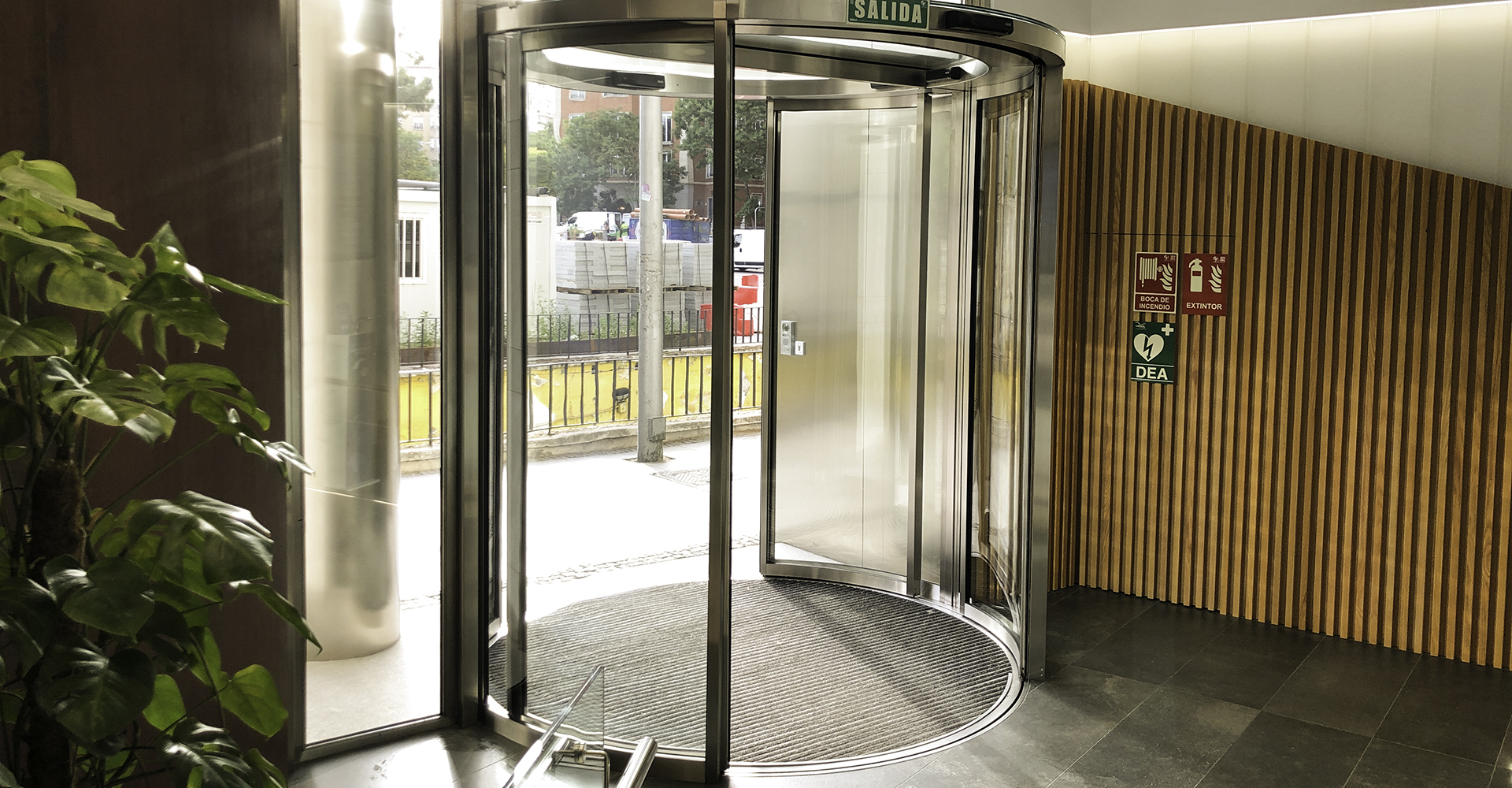 Edificio Plaza Marqués de Salamanca - Entrada - PROARQ Arquitectura